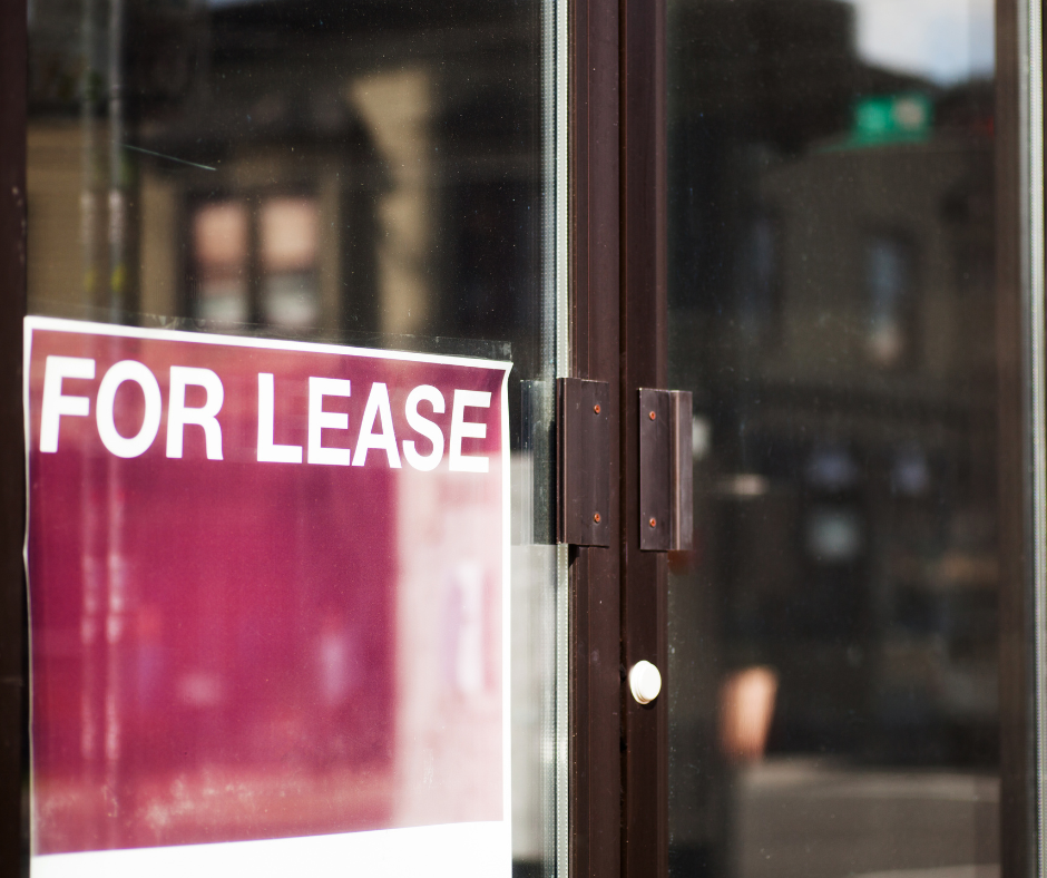 Commercial lease lawyer in NSW explaining lease terms to business owners."